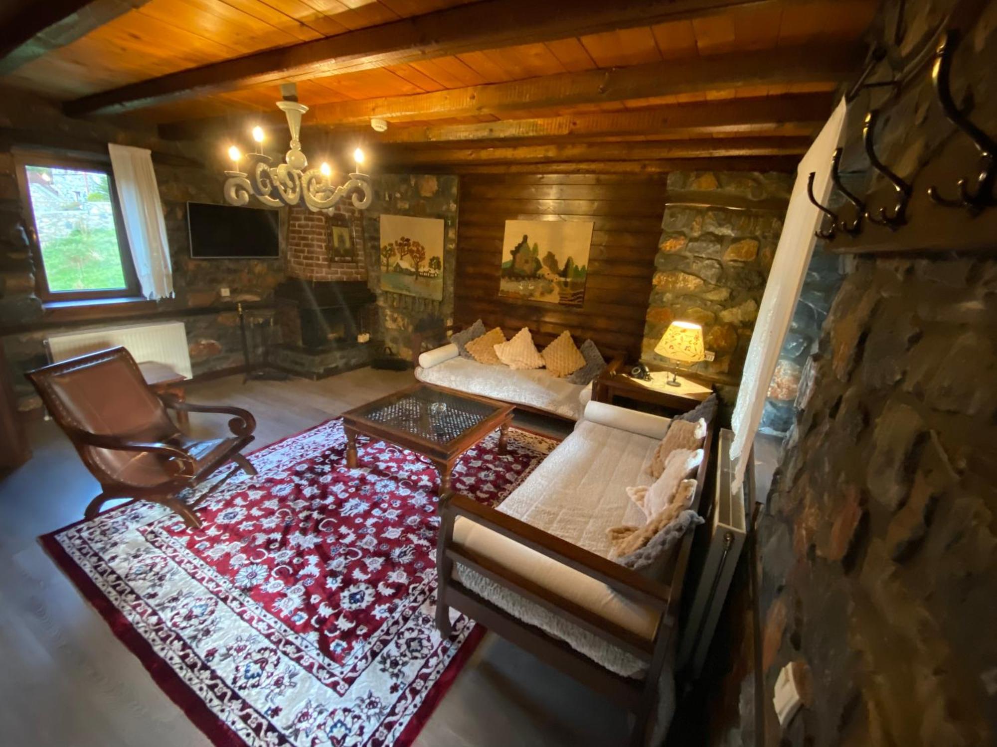 Chalet Asteras Tou Vorra ปาลีออส อากีออส อาตานาซีออส ภายนอก รูปภาพ