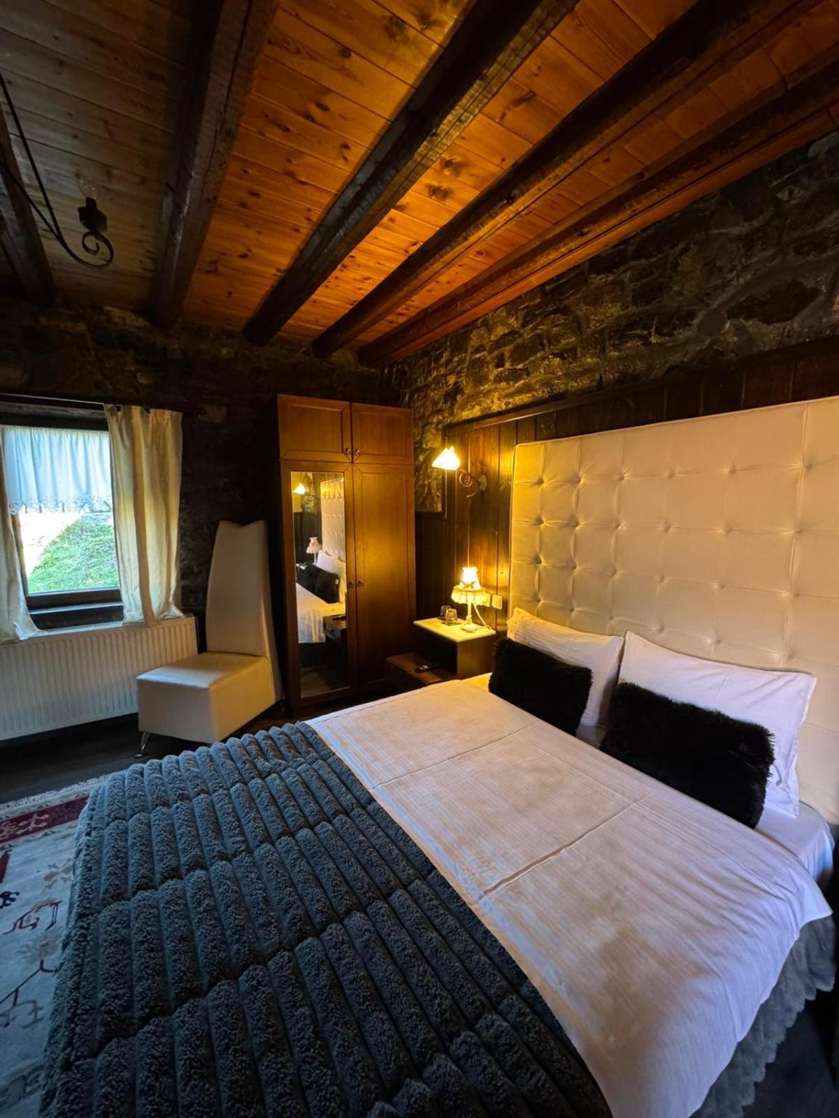 Chalet Asteras Tou Vorra ปาลีออส อากีออส อาตานาซีออส ภายนอก รูปภาพ