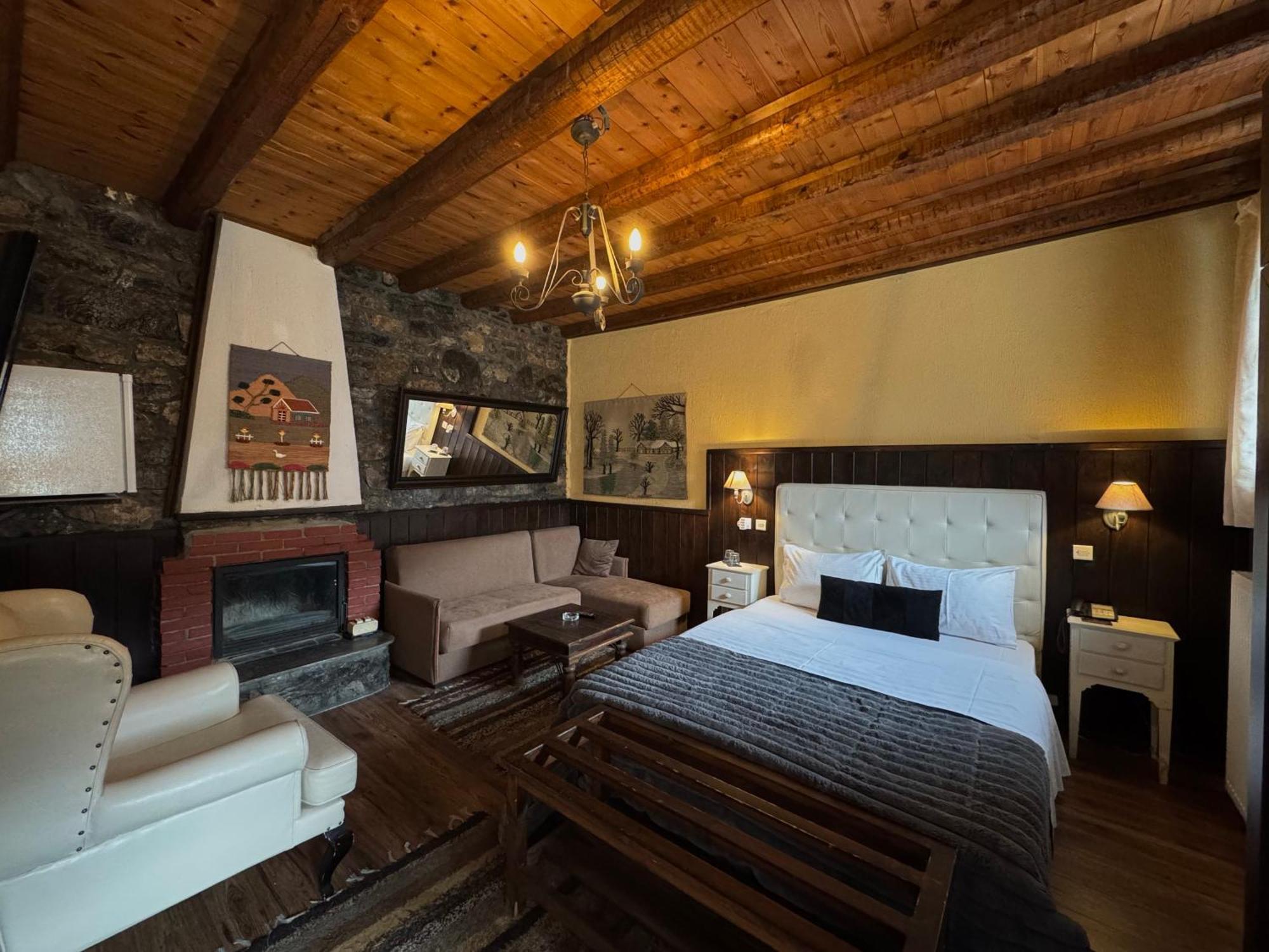 Chalet Asteras Tou Vorra ปาลีออส อากีออส อาตานาซีออส ภายนอก รูปภาพ